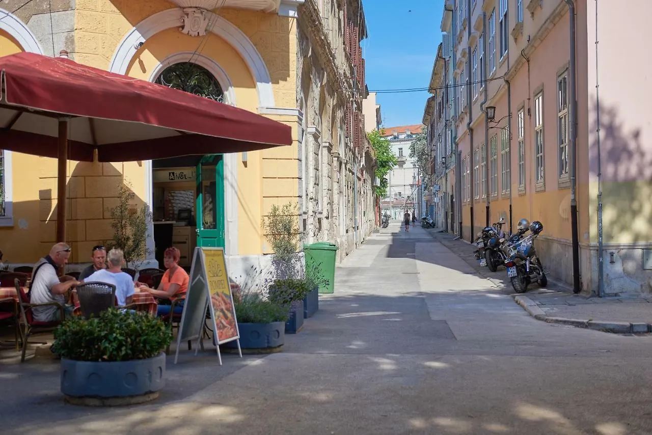 Appartement Old City Romanitic Studios 1 With Free Private Parking Pula
