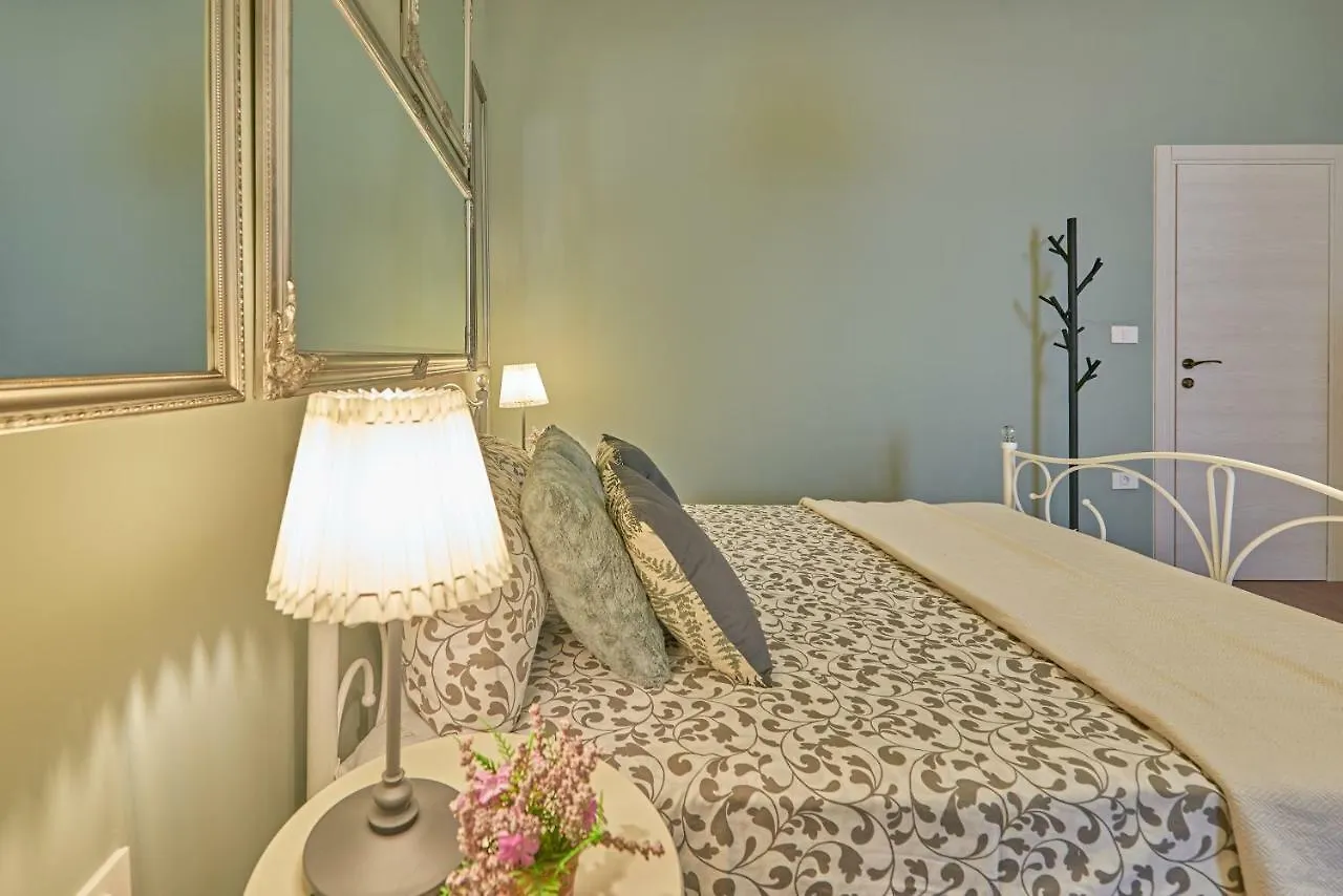 Appartamento Old City Romanitic Studios 1 With Free Private Parking Pola Croazia