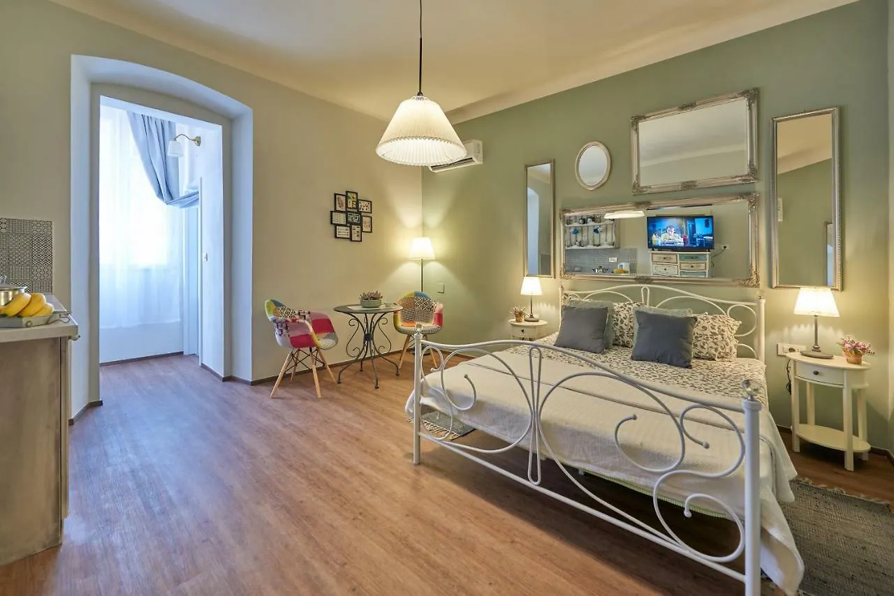 Appartamento Old City Romanitic Studios 1 With Free Private Parking Pola
